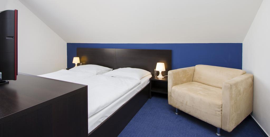 Garni Hotel Fellini Žiar nad Hronom Rom bilde